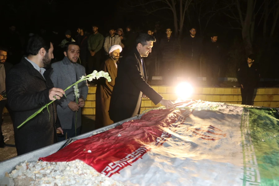 اولین مراسم سالگرد تدفین شهید گمنام در دانشگاه فرهنگیان پردیس علامه امینی تبریز برگزار شد. 8