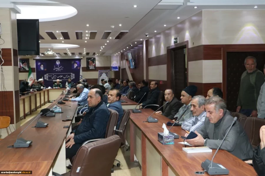 آذربایجانی ها  نقش مهمی در جنگ داشتند و همه ما مدیون مردم و سرداران غیور آذربایجان وتبریزی ها  هستیم. 6