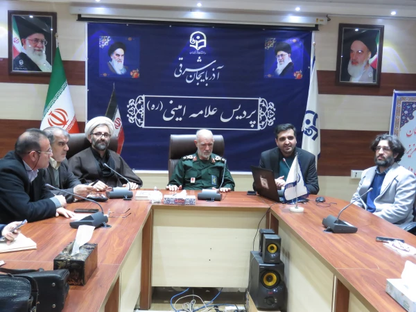 آذربایجانی ها  نقش مهمی در جنگ داشتند و همه ما مدیون مردم و سرداران غیور آذربایجان وتبریزی ها  هستیم. 10