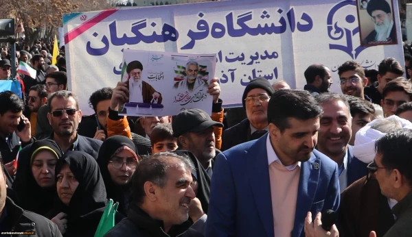 جشن طلوع 46 سالگی انقلاب اسلامی با حضور مدیریت ،اساتید ،همکاران و دانشجو معلمان دانشگاه فرهنگیان آذربایجان شرقی 10