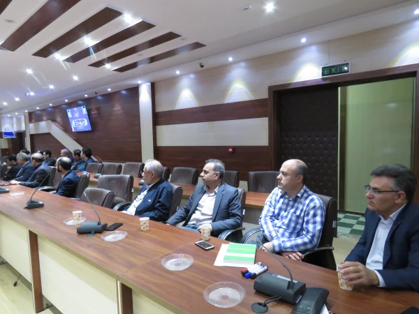 جلسه هم اندیشی اساتید و نخبگان دانشگاهی دانشگاه فرهنگیان استان آذربایجانشرقی 6