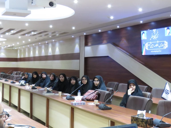 جلسه هم اندیشی اساتید و نخبگان دانشگاهی دانشگاه فرهنگیان استان آذربایجانشرقی 8