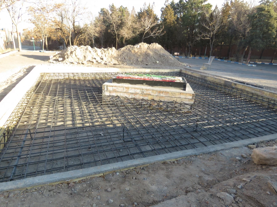 یادمان شهید گمنام با پیشرفت بیش از ۸۰ درصد در پردیس علامه امینی  4