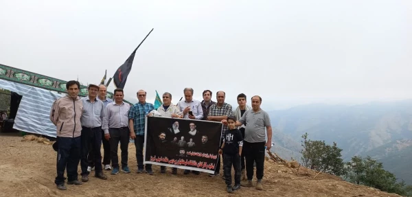 اردوی  علمی و فرهنگی ویژه اساتید و کارکنان پردیس علامه امینی(ره) به منطقه معراج شهدای خدمت در جنگلهای ورزقان برگزار گردید . 2