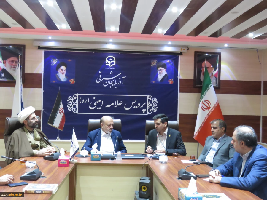 حضور دکتر منادی رئیس کمیسیون آموزش و تحقیقات مجلس شورای اسلامی در دانشگاه فرهنگیان استان آذربایجان شرقی 6