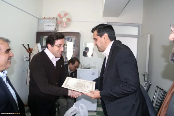 افتخاری دیگر از اعضای هیئت علمی دانشگاه و تقدیر رییس دانشگاه فرهنگیان از دانشمنددو درصد پر استناد جهان 5
