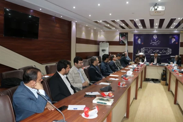 نشست صمیمی و هم اندیشی اعضای هیأت علمی با ریاست دانشگاه فرهنگیان آذربایجان شرقی 4