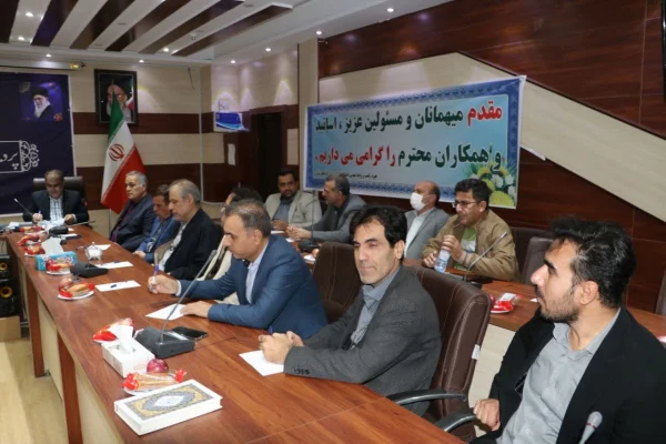 نشست صمیمی و هم اندیشی اعضای هیأت علمی با ریاست دانشگاه فرهنگیان آذربایجان شرقی 5