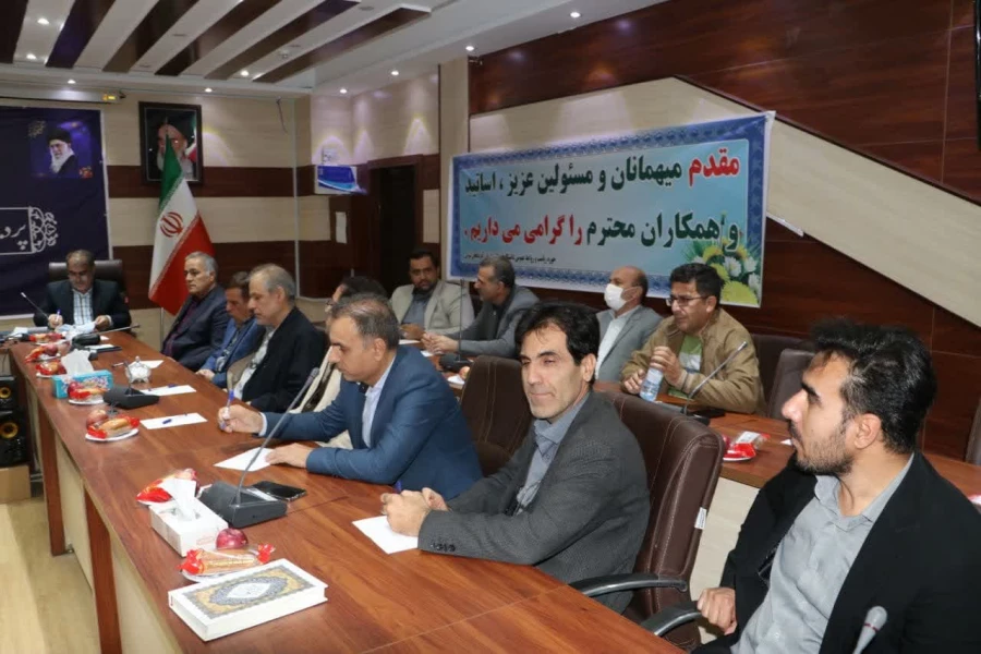 نشست صمیمی و هم اندیشی اعضای هیأت علمی با ریاست دانشگاه فرهنگیان آذربایجان شرقی 5