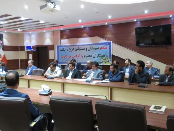 برگزاری جلسه شورای اداری پردیس علامه امینی تبریز 7