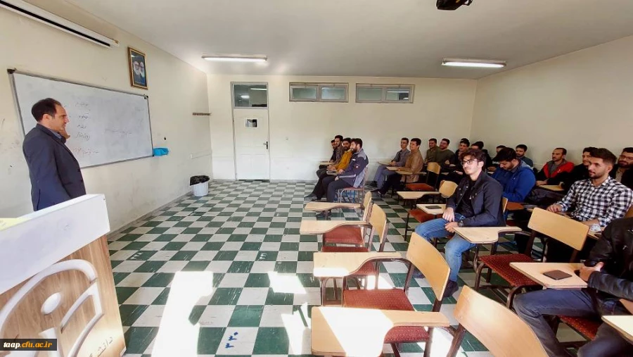 به مناسبت هفته کتاب و کتابخوانی، روز دوشنبه مورخه 1403/08/27 کارگاه « اصول مقاله نویسی (1)» در پردیس علامه امینی برگزار گردید. 2