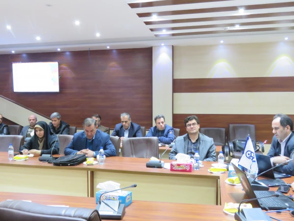 در راستای بهبود فرایندهای کارورزی و افزایش هماهنگی میان دانشگاه، دانشجویان، معلمان راهنما، و مدیران مدارس میزبان، 8