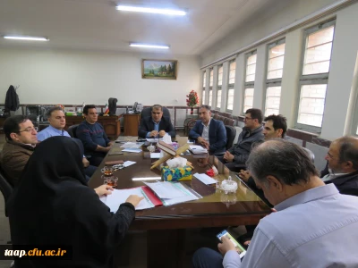 به همت واحد کتابخانه و امور پژوهش پردیس جلسه کارگروه تهیه و خرید کتاب در اتاق ریاست پردیس برگزار گردید.