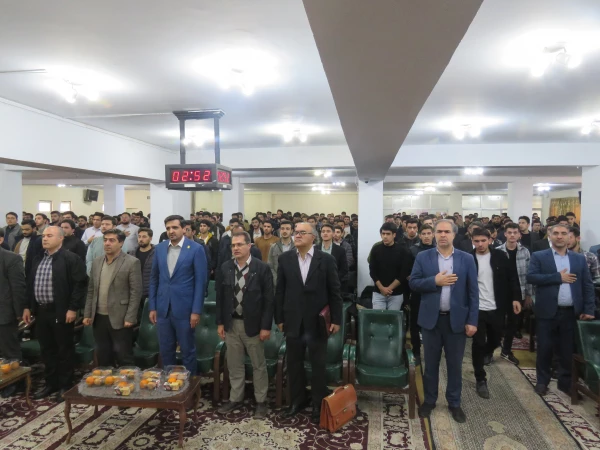 مراسم گرامیداشت روز دانشجو در سالن اجتماعات پردیس علامه امینی تبریز برگزار شد. 4