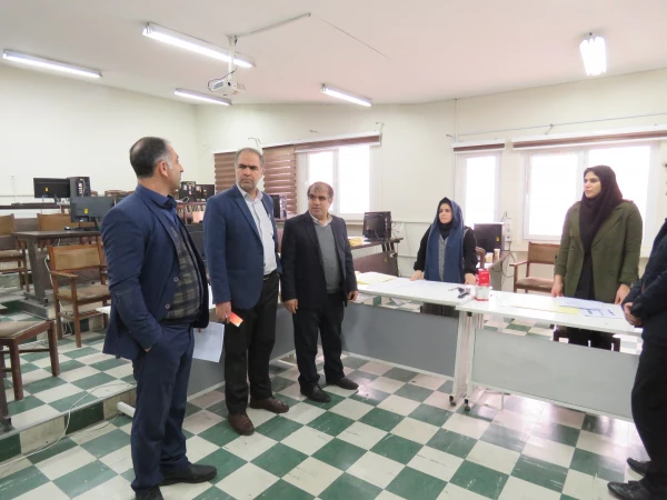 دکتر عباس زاده ریاست پردیس علامه امینی تبریز به همراه معاونین و کارشناس مسئولان از کیفیت برگزاری امتحانات نیمسال اول دی ماه 1403 بازدید کردند. 5