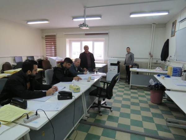 دکتر عباس زاده ریاست پردیس علامه امینی تبریز به همراه معاونین و کارشناس مسئولان از کیفیت برگزاری امتحانات نیمسال اول دی ماه 1403 بازدید کردند. 8