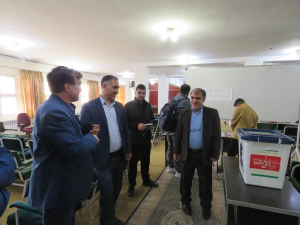 برگزاری انتخابات شورای مرکزی اعضای کانون های تربیتی و انجمن های علمی 3