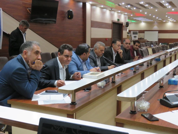 جلسه شورای دانشجویی و سرپرستی پردیس علامه امینی تبریز  8