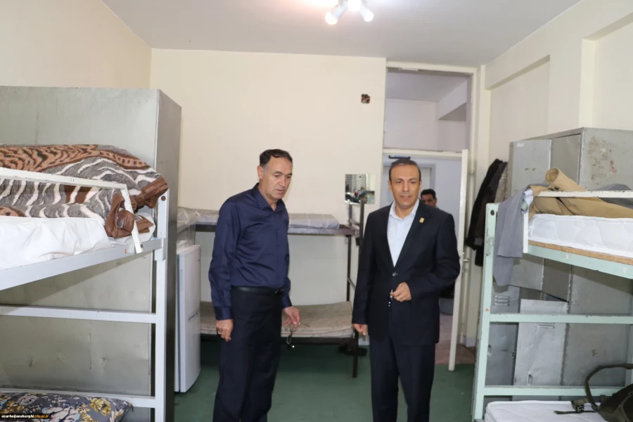 نشست صمیمی رئیس دانشگاه فرهنگیان آذربایجان شرقی با دانشجویان خوابگاهی پردیس علامه امینی تبریز 5