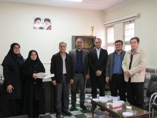 جلسه برنامه ریزی و هماهنگی ویژه« هفته کتاب و کتابخوانی و کتابدار» 2