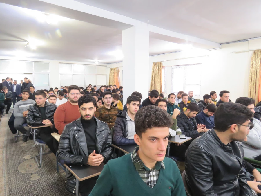 آئین استقبال از نودانشجو معلمان 1404 در سالن اجتماعات پردیس علامه امینی برگزار شد. 8