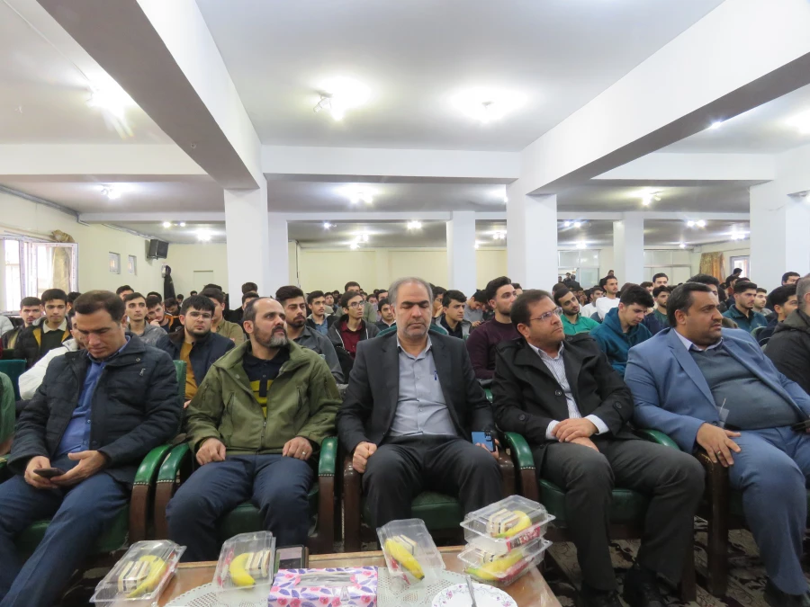 آئین استقبال از نودانشجو معلمان 1404 در سالن اجتماعات پردیس علامه امینی برگزار شد. 9