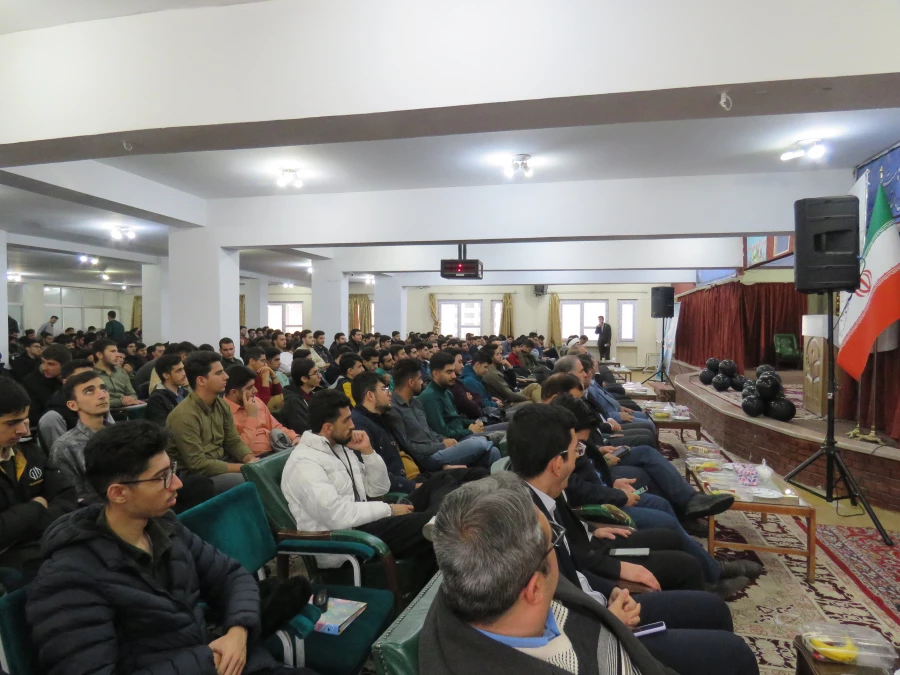 آئین استقبال از نودانشجو معلمان 1404 در سالن اجتماعات پردیس علامه امینی برگزار شد. 11