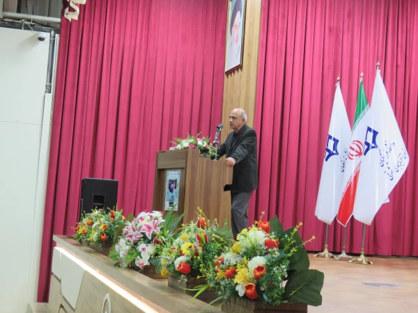 ششمین همایش ملی فیزیک در پردیس فاطمه الزهرا(س) تبریز 2