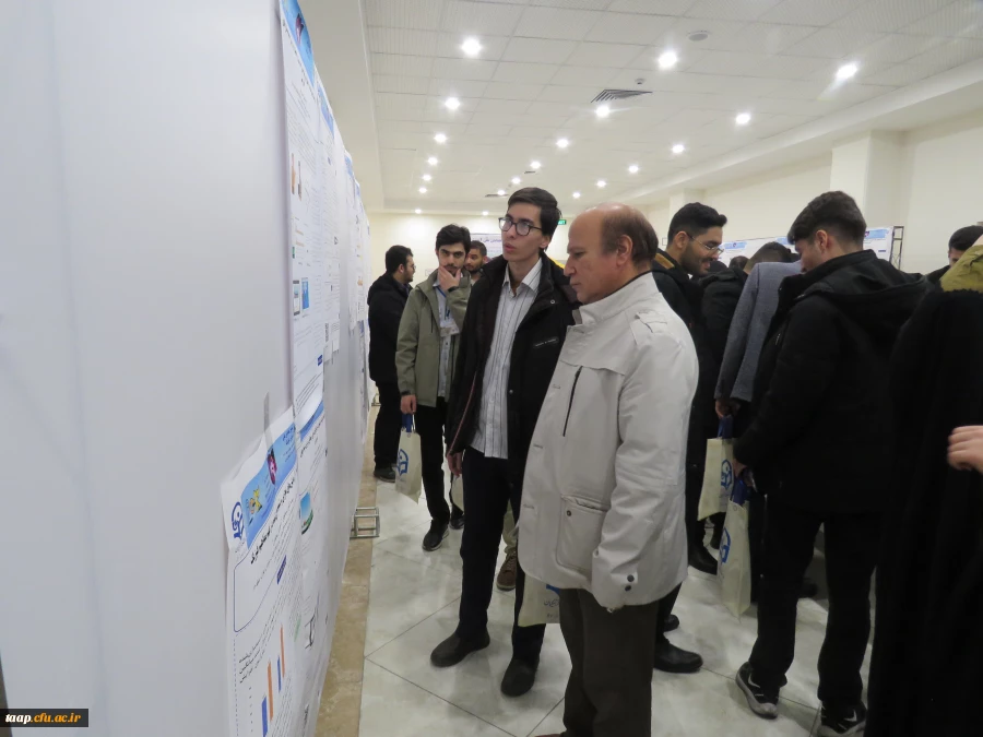 بازدید از دستاوردهای دانشجومعلمان در ششمین همایش ملی فیزیک در پردیس فاطمه الزهرا(س) تبریز 2