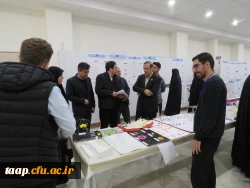 بازدید از دستاوردهای دانشجومعلمان در ششمین همایش ملی فیزیک در پردیس فاطمه الزهرا(س) تبریز 2