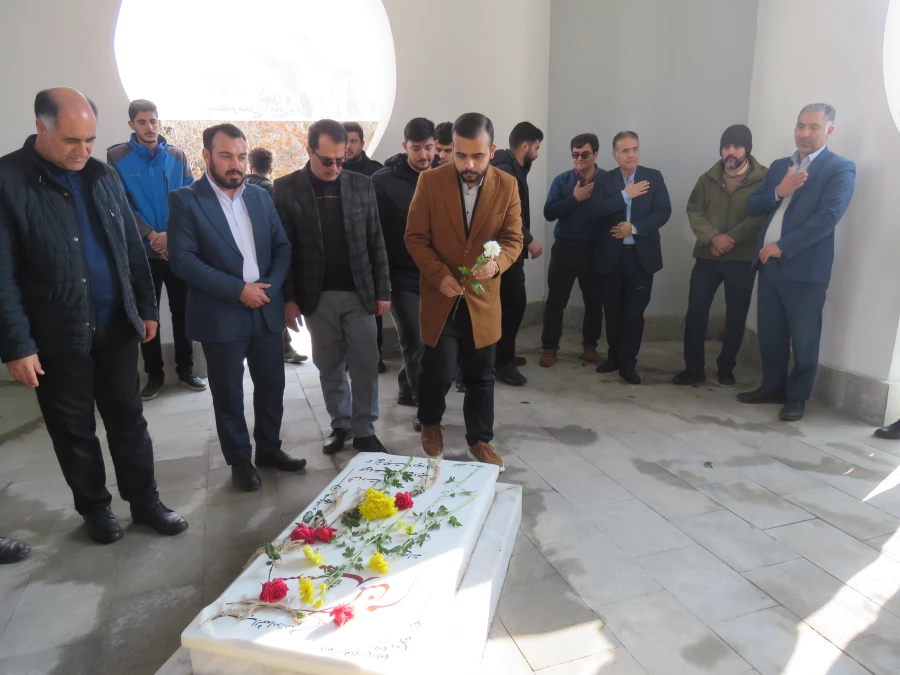 مراسم سالگرد شهید گمنام  پردیس علامه امینی تبریز 4