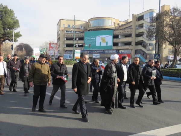 حضور پر شور خانواده ولایتمدار دانشگاه فرهنگیان آذربایجان شرقی در راهپیمایی محکومیت اغتشاشگران آمریکایی و صهیونیستی 4