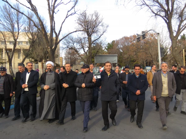 حضور پر شور خانواده ولایتمدار دانشگاه فرهنگیان آذربایجان شرقی در راهپیمایی محکومیت اغتشاشگران آمریکایی و صهیونیستی 8