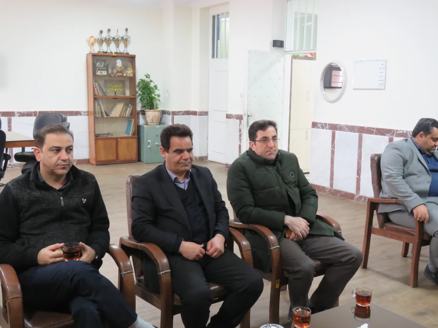 دکتر داود قاسم زاده معاونت آموزشی،پژوهشی و فرهنگی پردیس علامه امینی تبریز منصوب شد. 4