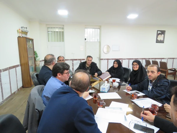 جلسه هماهنگی رهنامه در اتاق ریاست  پردیس برگزار شد. 6