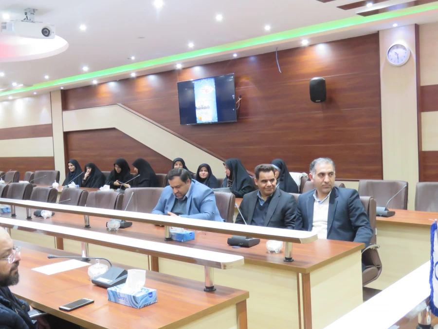 جشن با شکوه نیمه شعبان و گرامیداشت دهه فجر در پردیس علامه امینی برگزار شد. 3