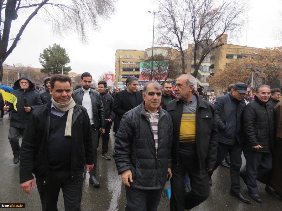 حضور پر شور خانواده ولایتمدار دانشگاه فرهنگیان آذربایجان شرقی در راهپیمایی 22 بهمن ماه 1404 3