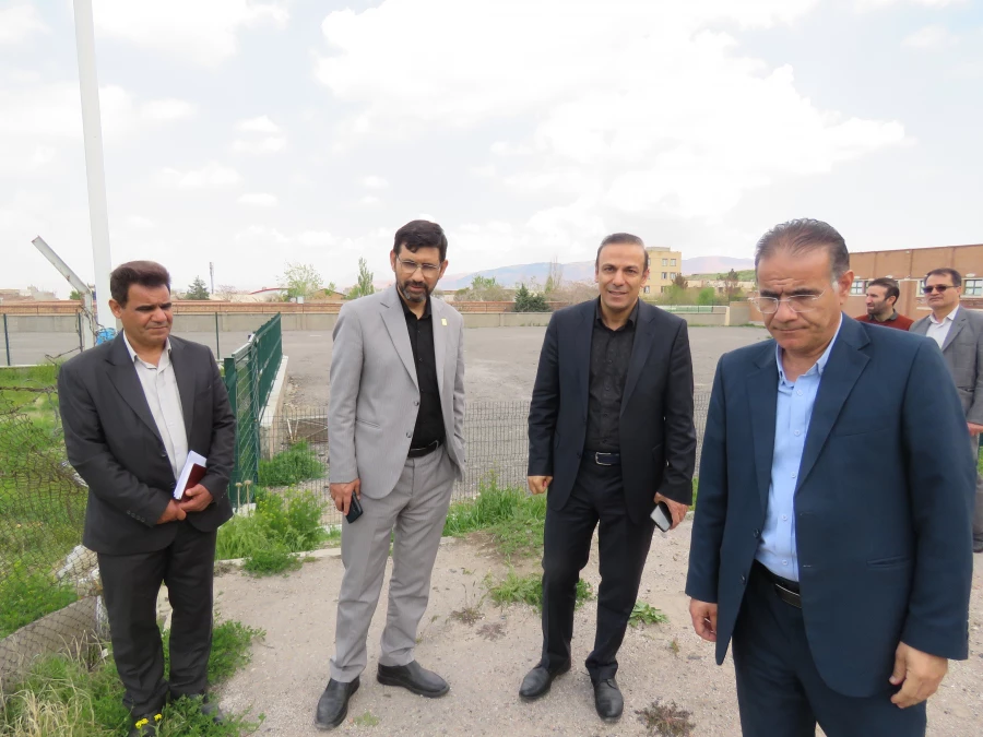 بازدید معاون فرهنگی دانشگاه از پردیس علامه امینی  16